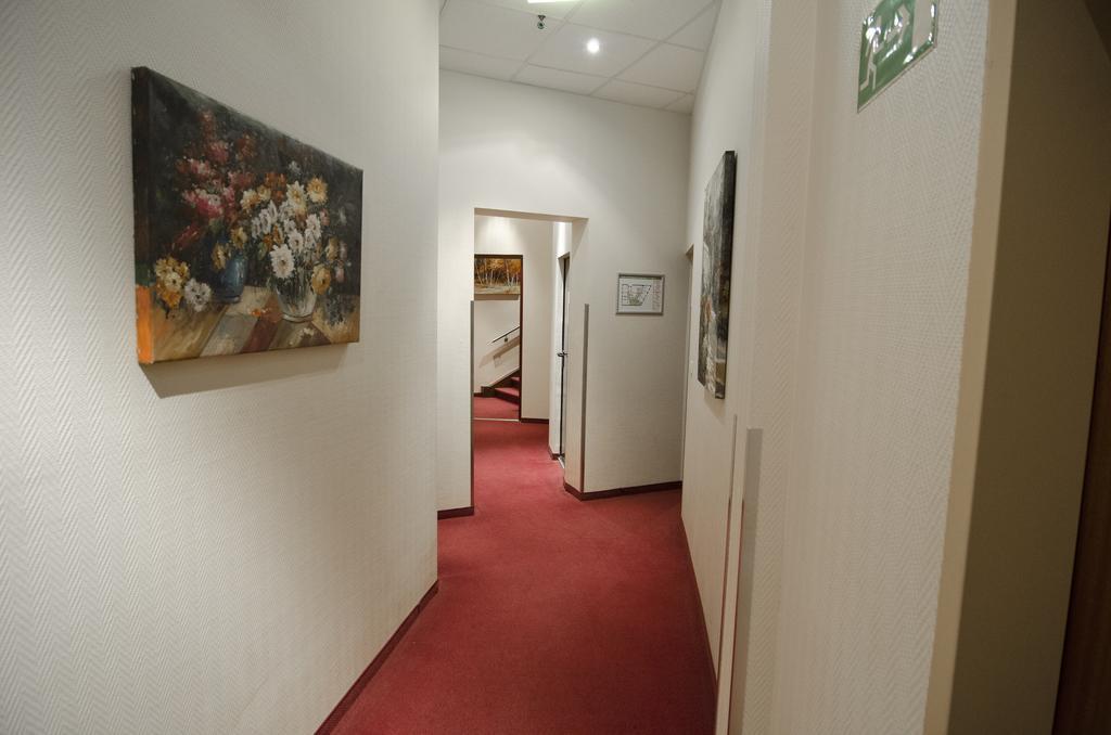 Hotel Polo Am Zob Hamburg-Harburg Buitenkant foto